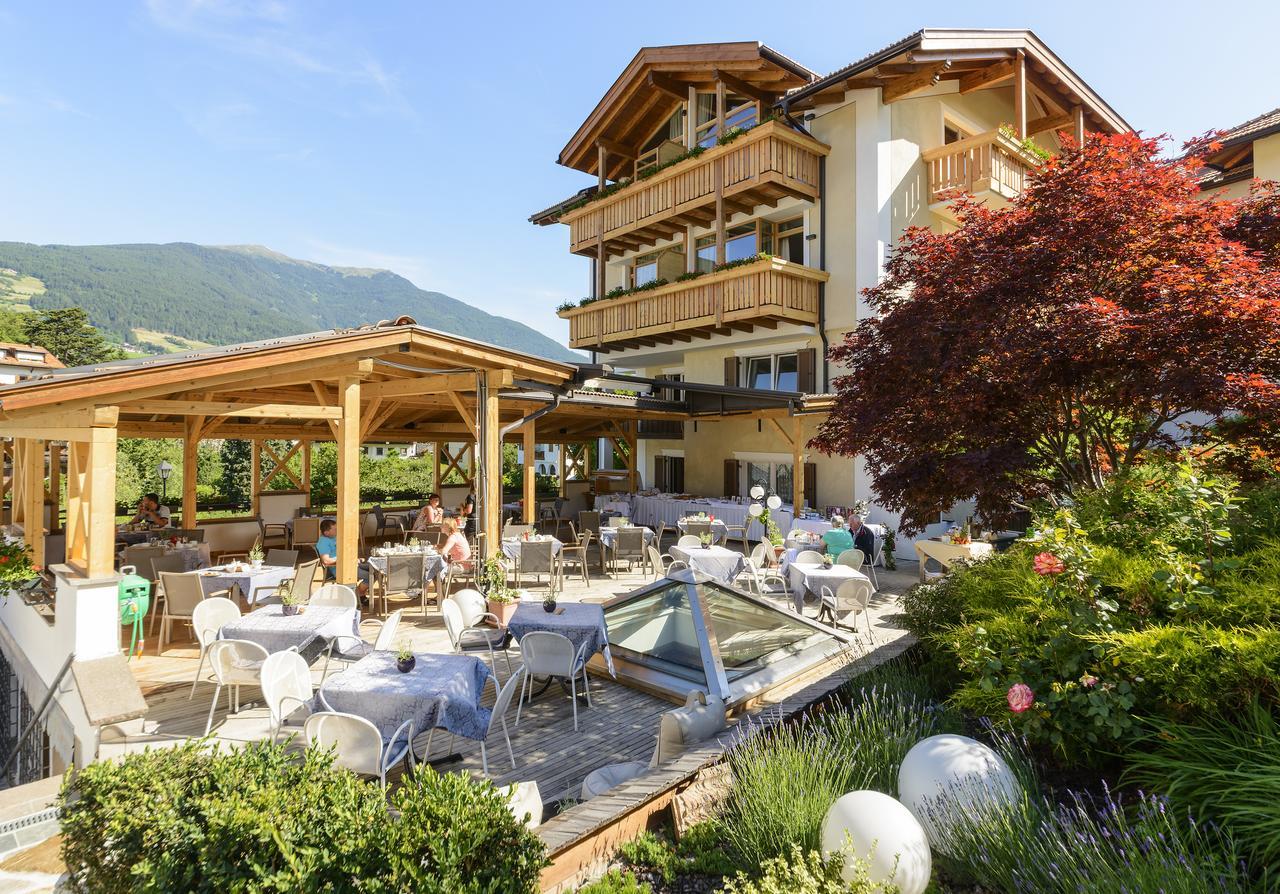 Naturhotel Sonnenhof Chiusa Esterno foto